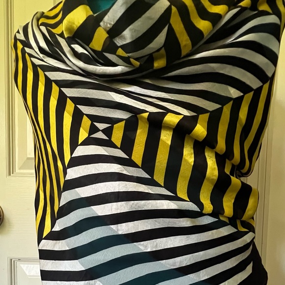 YvesSaintLaurent YSL Scarf. 100% Silk. Stripes. Made in Italy. - Picture 14 of 14